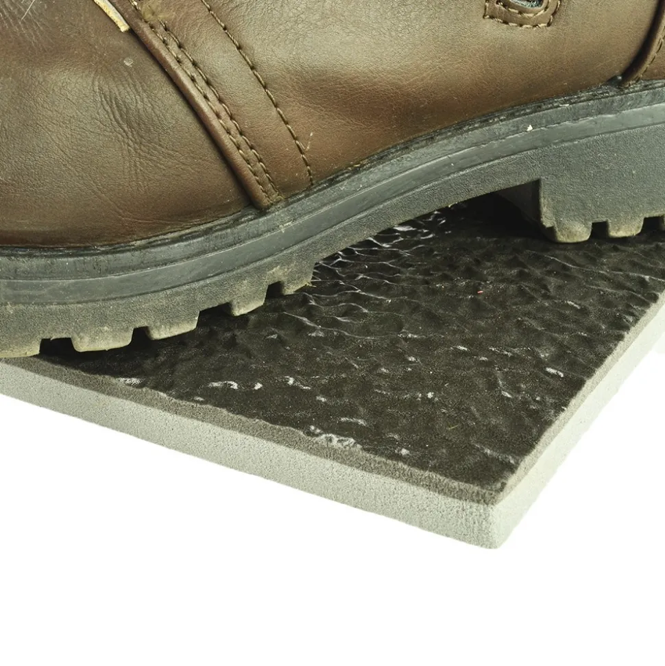 ArmorStep 3x60 feet Fatigue Mat Pebble Surface