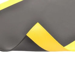 Blade Runner Anti-Fatigue Mat with Dyna-Shield 1/2 Inch x 3x4 Ft.