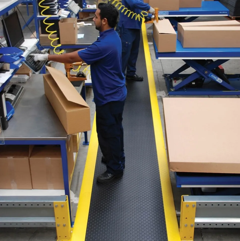 Bubble Sof-Tred Anti-Fatigue Mat with Dyna-Shield 1/2 Inch x 4x60 Ft.