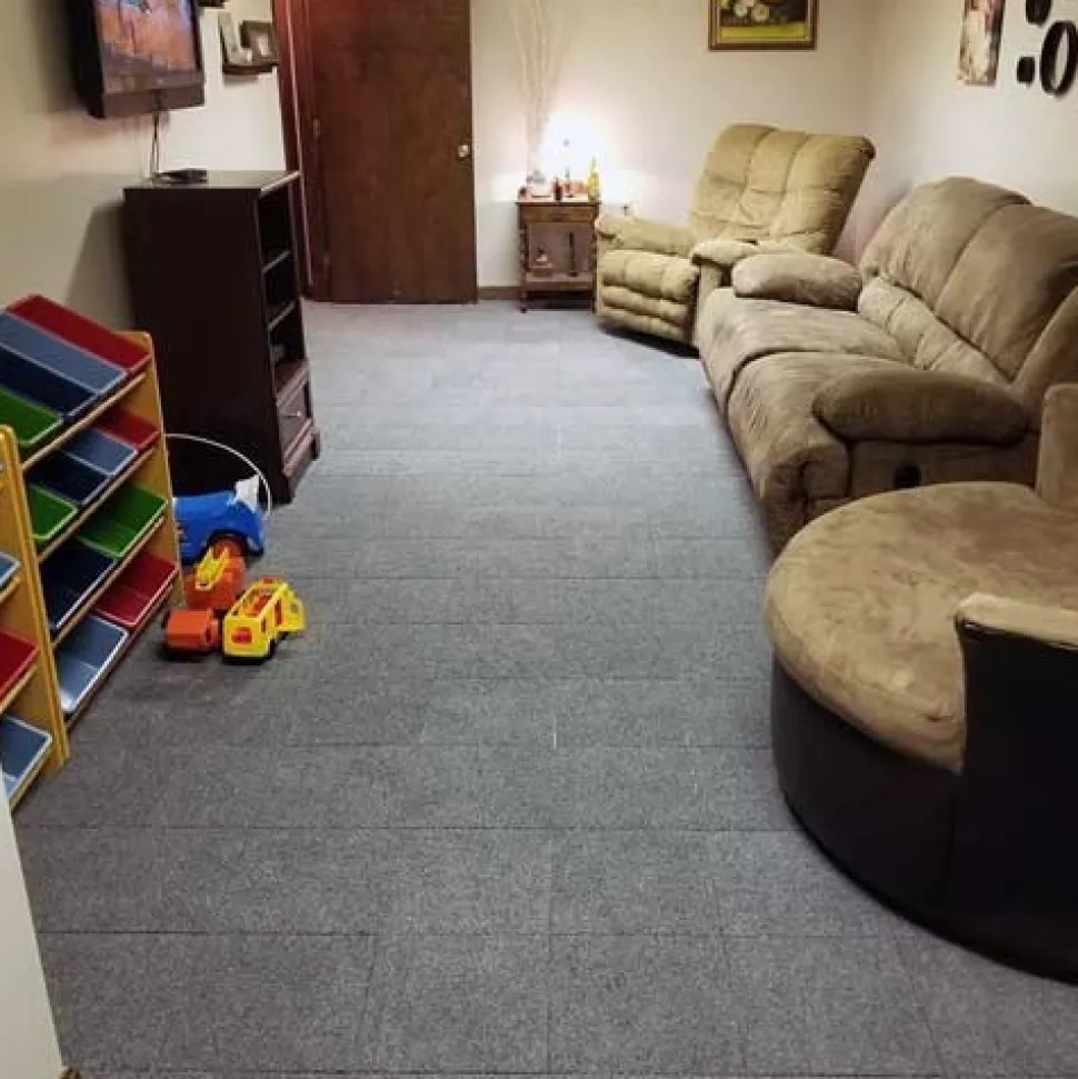 Carpet Square Modular Trade Show Tiles 20x30 Ft. Kit