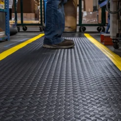 Diamond Sof-Tred Anti-Fatigue Mat With Dyna-Shield 1/2 Inch x 3x12 Ft.