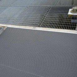 Firmagrip Industrial Matting 4 ft x 33 ft Roll