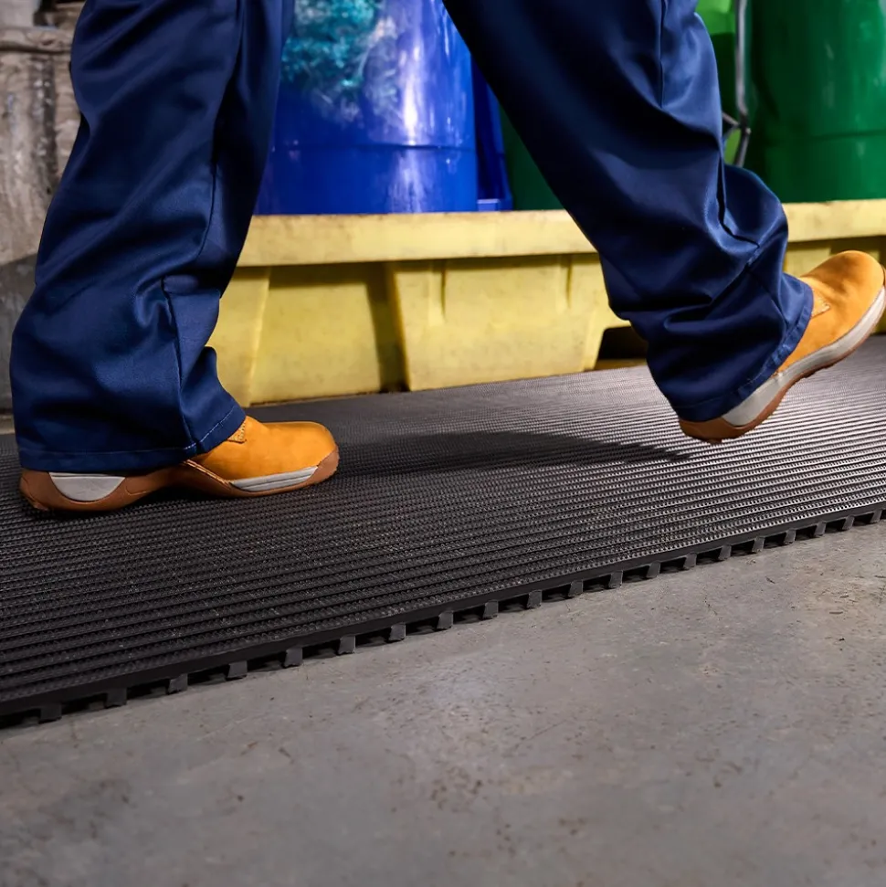 Flexigrid Industrial Matting 2 x 16.5 ft Roll