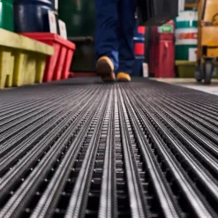 Flexigrid Industrial Matting 3 x 16.5 ft Roll
