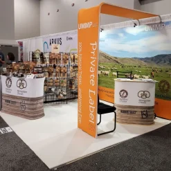 Foam Premium Interlocking Trade Show Mats 20x30 Ft. Kit