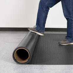 G-Floor Diamond Tread Garage Floor Roll 1.9 mm x 7.6x17 Ft.