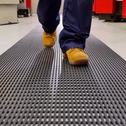 Heronair Industrial Matting 4 x 33 ft Roll
