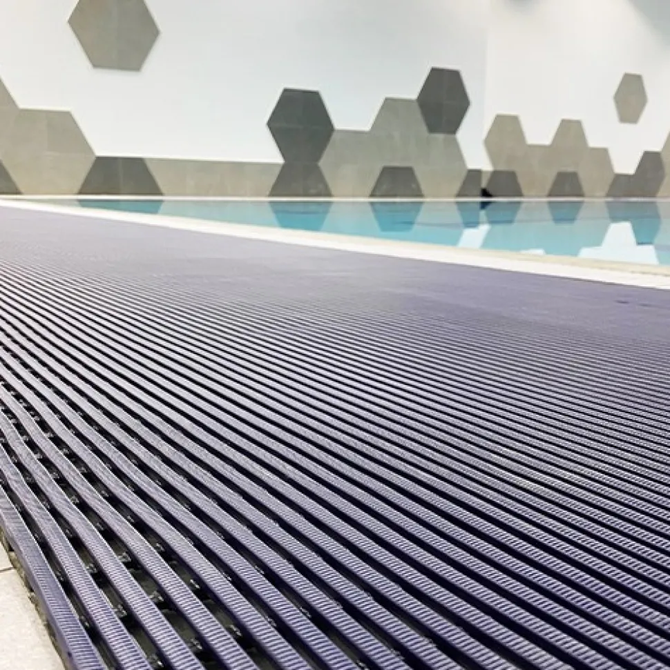 Heronrib Wet Area Safety Matting Roll 4 x 33 ft Roll