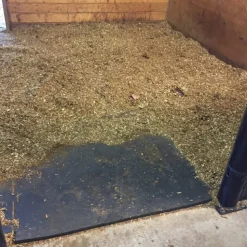 Horse Stall Mat Classic Interlocking 3/4 Inch x 12x12 Ft. Kit