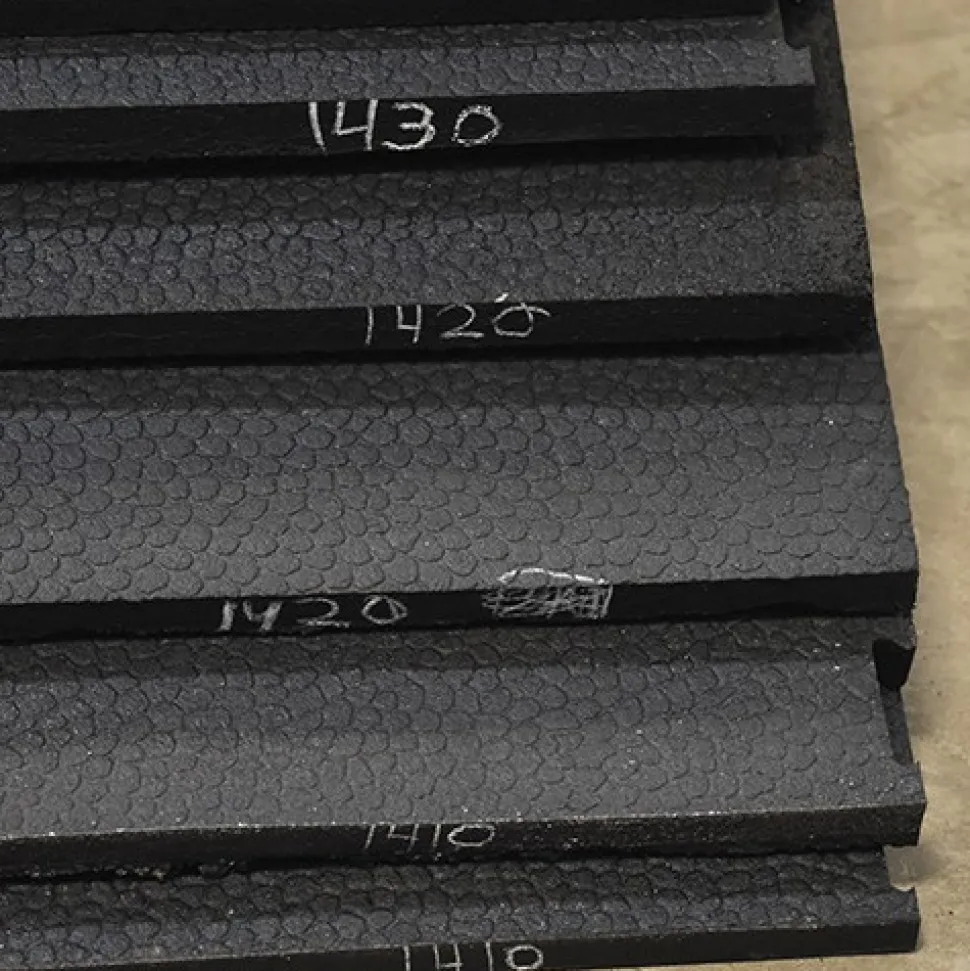 Horse Stall Mats Kit Cobblestone 3/4 Inch x 12x12 Ft.