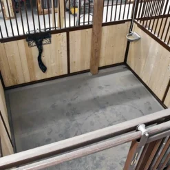 Horse Stall Mats Kit Cobblestone 3/4 Inch x 10x10 Ft.
