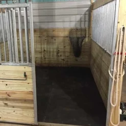 Horse Stall Mats Kit Cobblestone 3/4 Inch x 10x18 Ft.