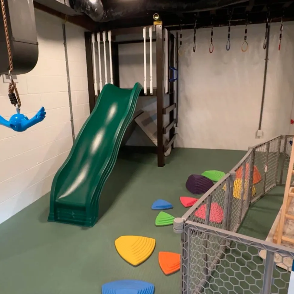 Indoor Playground Flooring Tiles 1-1/2 Inch x 1x1 Meter