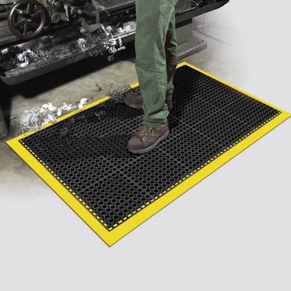 Safety TruTread Perforated Fatigue Mat 4-Sided 40x124 Inches