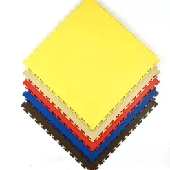 Smooth Top PVC Interlocking Color Ever 1/4 Inch x 19.625x19.625 Inch Tile