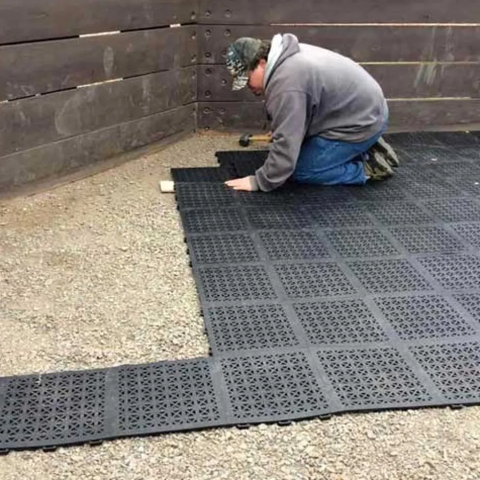 StayLock Tile Perforated Black 9/16 Inch x 1x1 Ft.