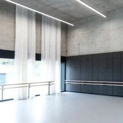 Vario Uni Dance Flooring 2 mm x 6.5x81.9 Ft.