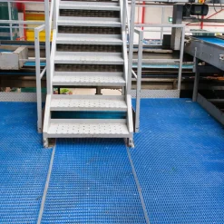 Vynagrip Heavy Duty Industrial Matting Colors 4 x 33 ft Roll