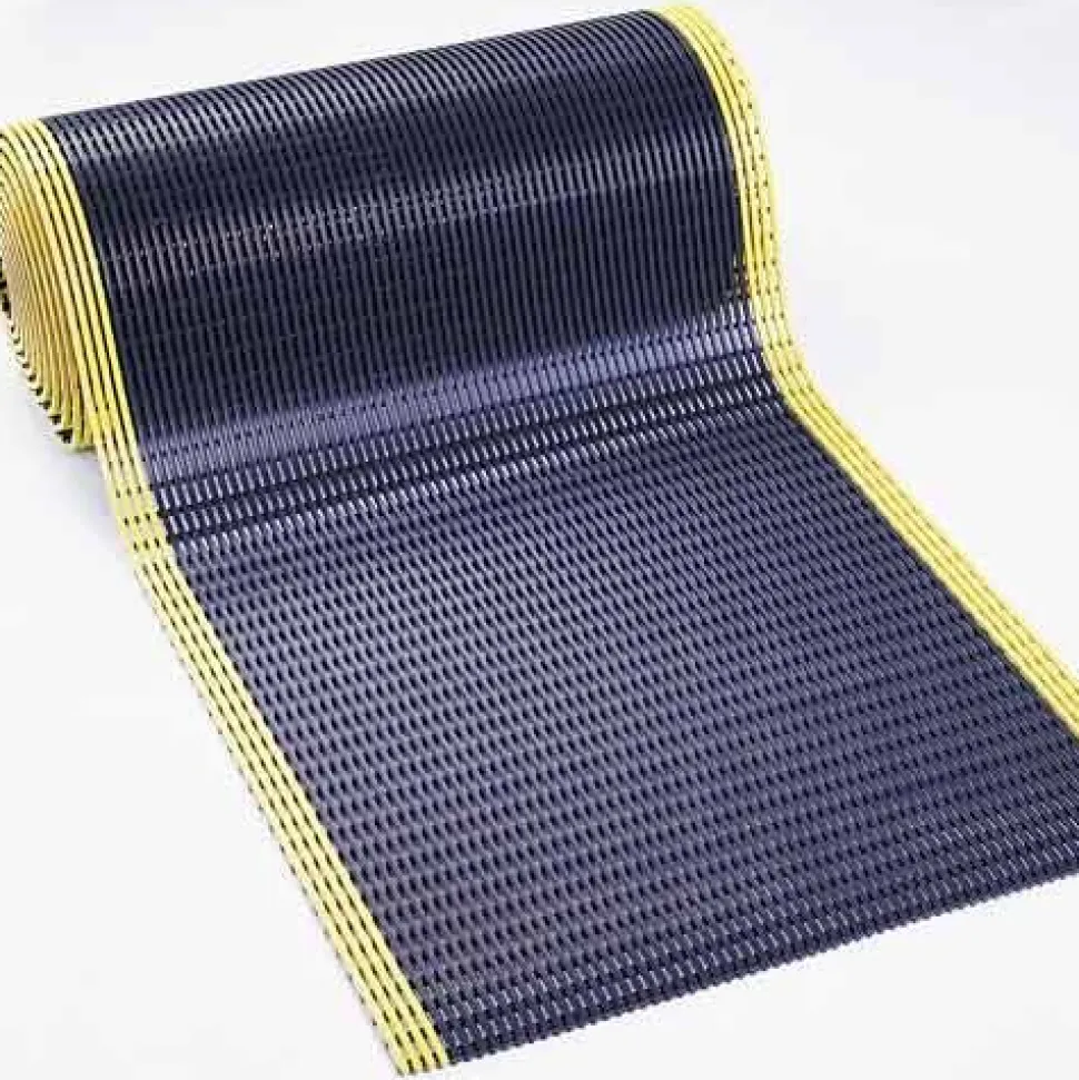 Vynagrip Plus Heavy Duty Industrial Matting 4 x 33 ft Roll