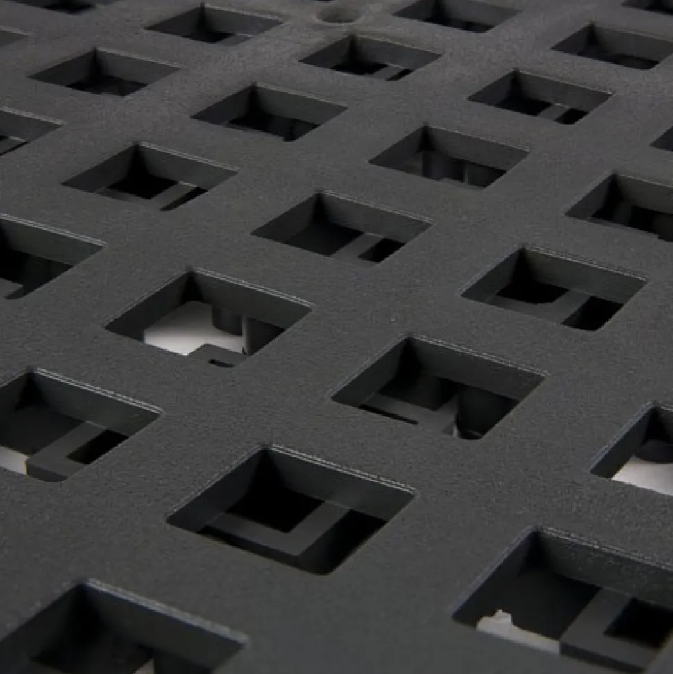 Wearwell ErgoDeck HD Open Black 18 x 18 Inch Tile Case of 10