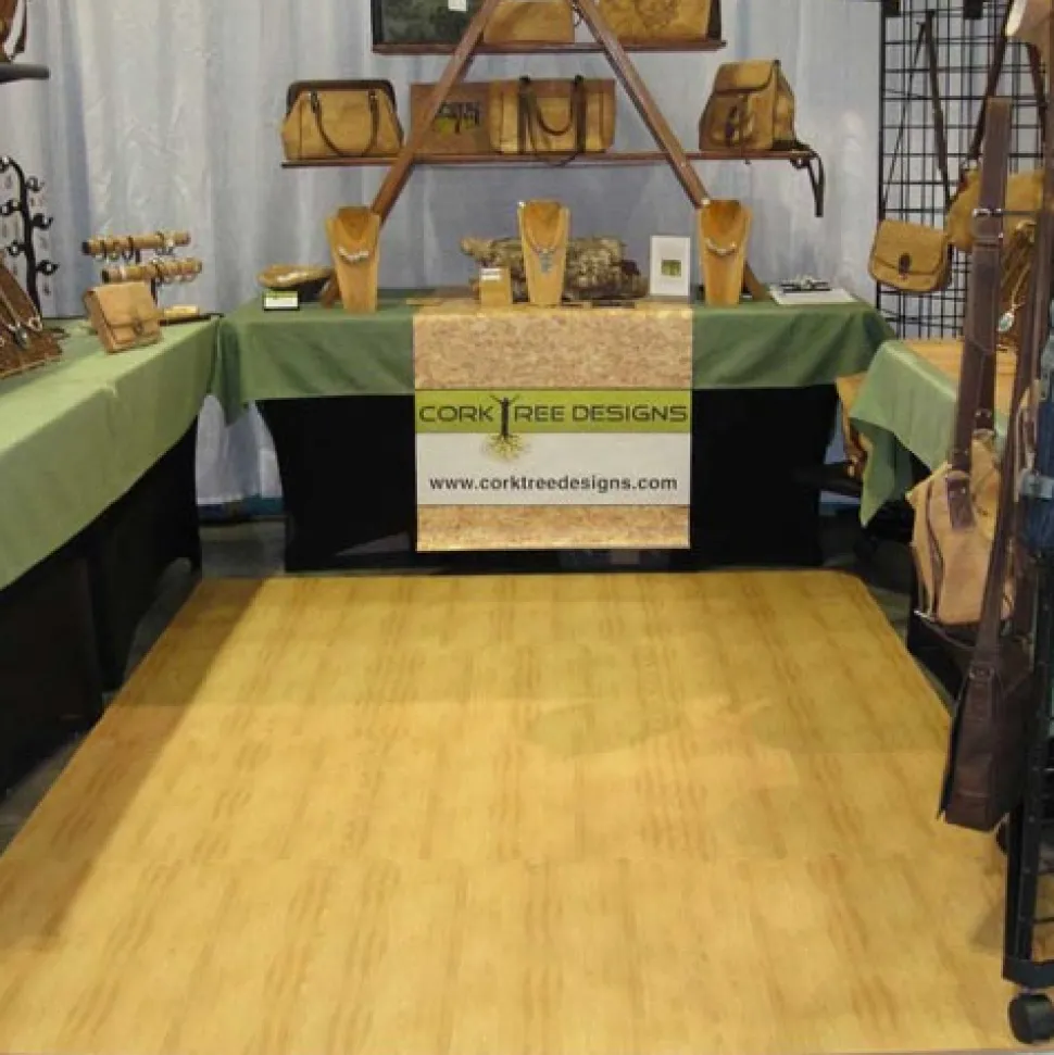 Wood Grain Reversible Interlocking Foam Tiles Trade Show 10x20 Ft. Kit